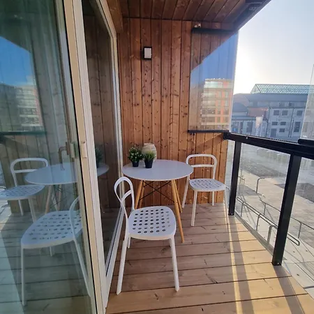 Noblessner Seaside With Balcony Daire Tallinn
